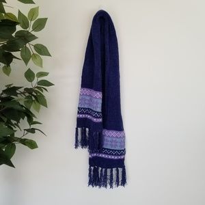 ⭐ 3/$20 Blue & Purple Snowflake Knit Fringe Scarf